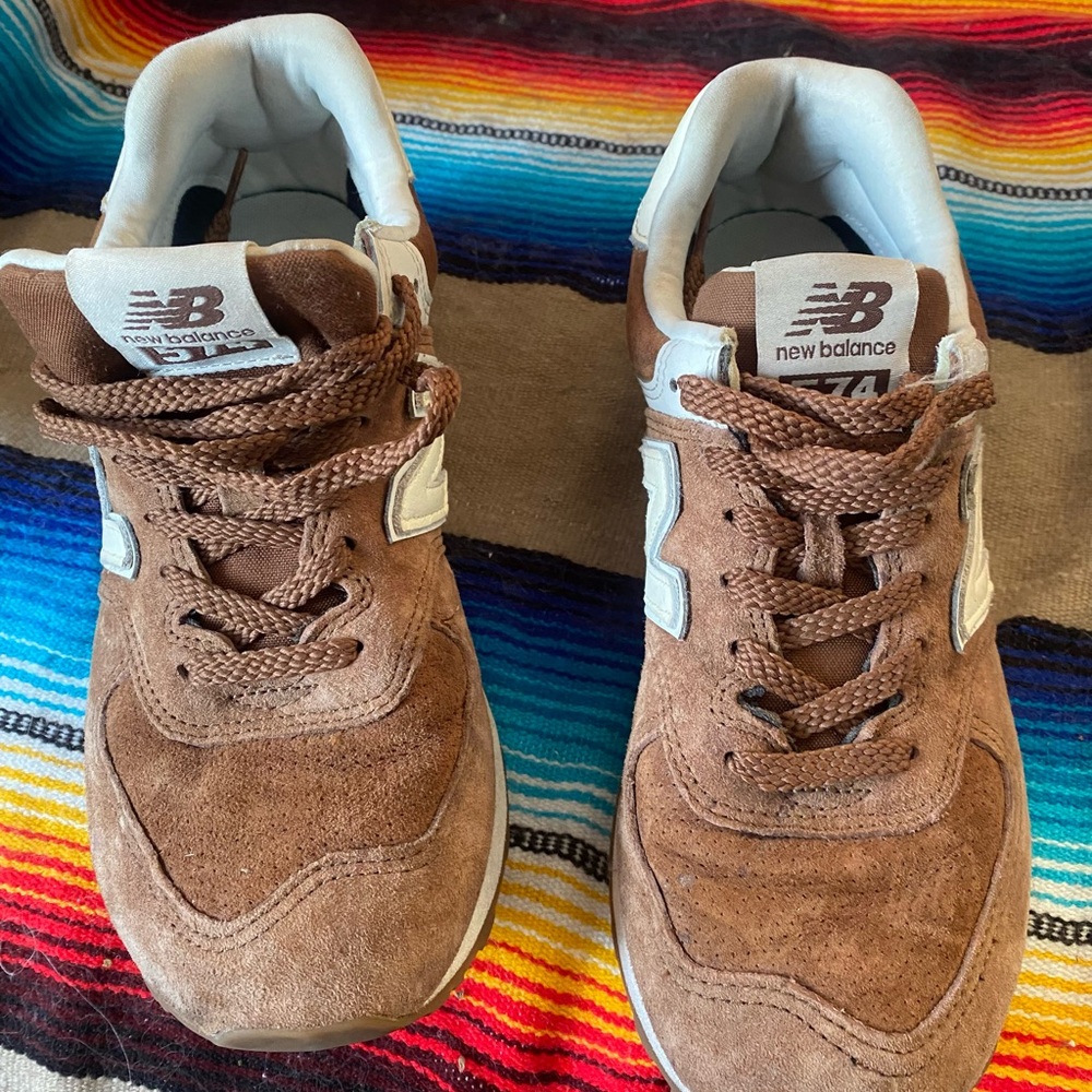 New Balance Brown Suede Retro Sneakers